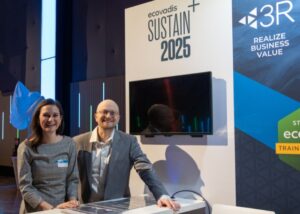Rachel Bukowitz, Josh Knupp at 3R Sustain Conference booth